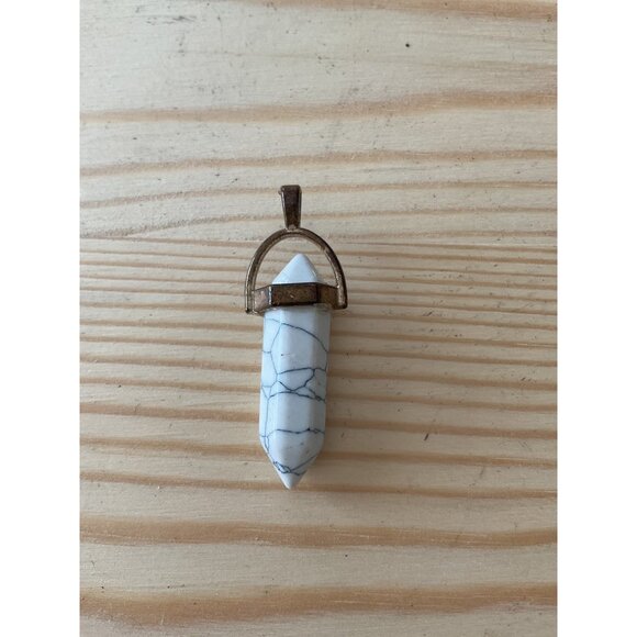 White Howlite Crystal Pendant With Bronze Loop - Picture 1 of 4